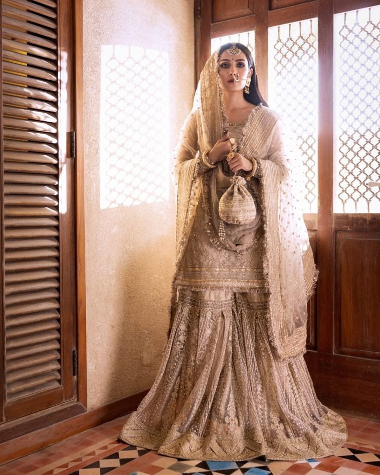 Ayeza Khan Revisits the 80s in Stunning Bride | Rahim Center Multan